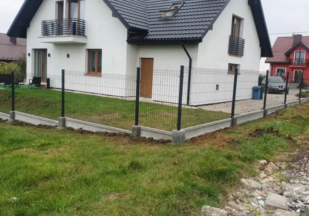 Jak zrobić ogrodzenie dla psa, aby zapewnić mu bezpieczeństwo i komfort