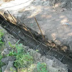Jak zrobić fundament pod ogrodzenie, aby uniknąć problemów z trwałością