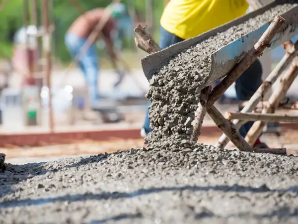 Jaki beton na chudziaka? Wybierz optymalny - Poradnik